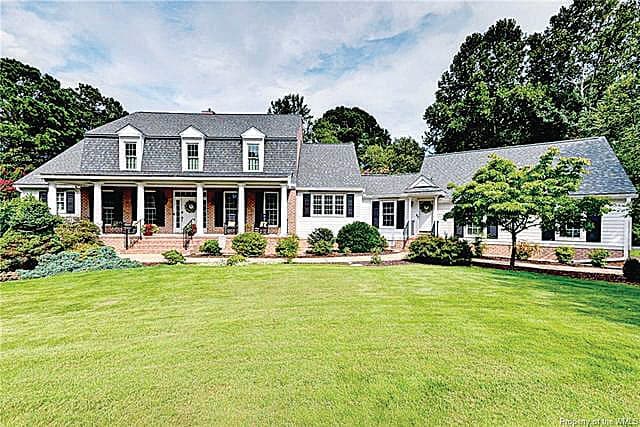 173 Fords Colony Drive, Ford's Colony, sold by Olyvia Salyer
